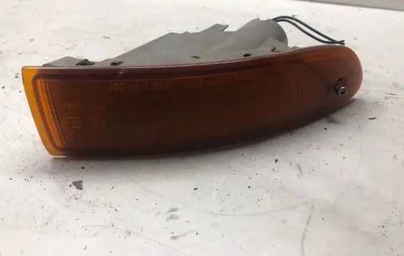 Front indicator light