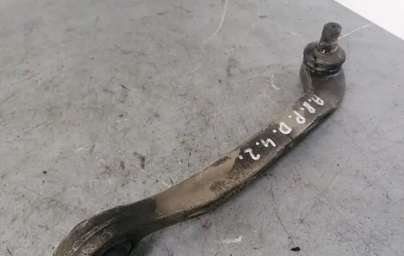 Audi A8 S8 D3 4E Front lower control arm/wishbone