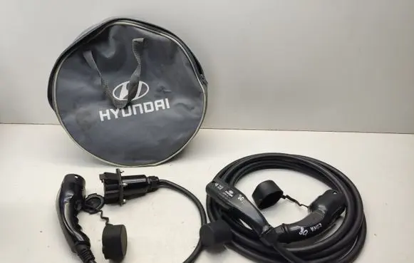 Hyundai Kona I Electric car charging cable IEC621962 1811060284 1811060287
