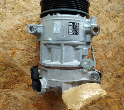 Peugeot 208 II Air conditioning (A/C) compressor (pump) 9828684880 4472505150 9828685080