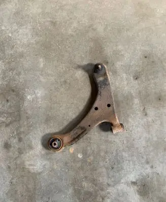 Suzuki Grand Vitara II Front lower control arm/wishbone 