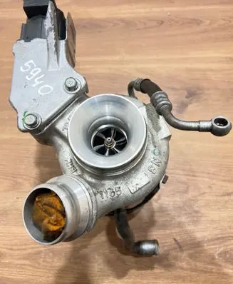 BMW 5 E60 E61 Turbo 8506891 49135 05895