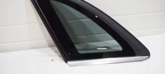Mercedes-Benz B W246 W242 Front triangle window/glass A2466702300