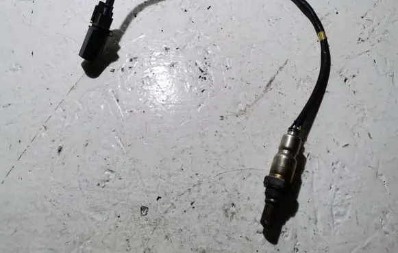 Volkswagen Polo IV 9N3 Lambda probe sensor 03L906262D