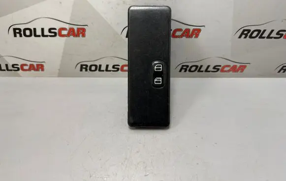 Mercedes-Benz Vito Viano W638 Electric window control switch A0045458307
