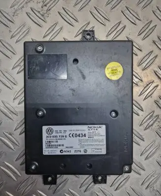 Volkswagen PASSAT B6 Bluetooth control unit module 3C0035729G 001034E8117D