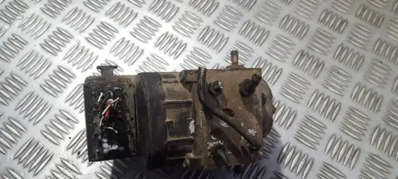 Ford Focus ABS Pump YS712M110AA