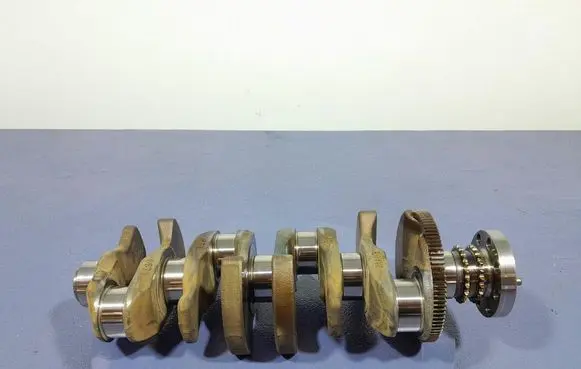 BMW 2 F45 Crankshaft 8678991