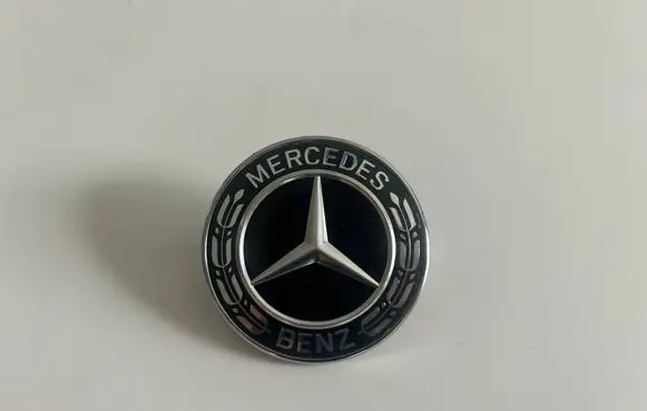 Mercedes-Benz CLA C118 X118 Manufacturer badge logo/emblem A0008178501