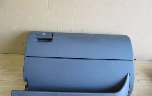 Audi A3 S3 8L Glove box 8L1857095