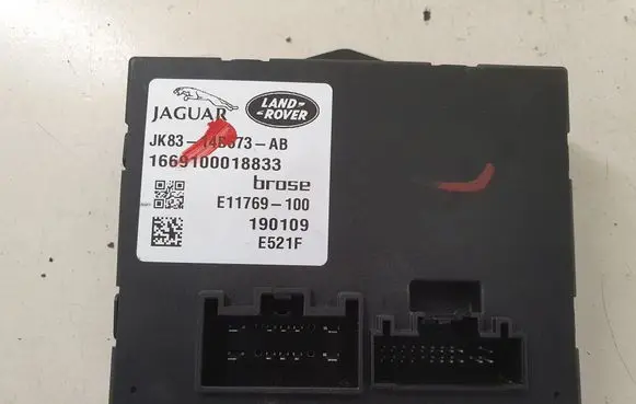 Jaguar F-Pace Tailgate/trunk control unit/module JK8314B673AB