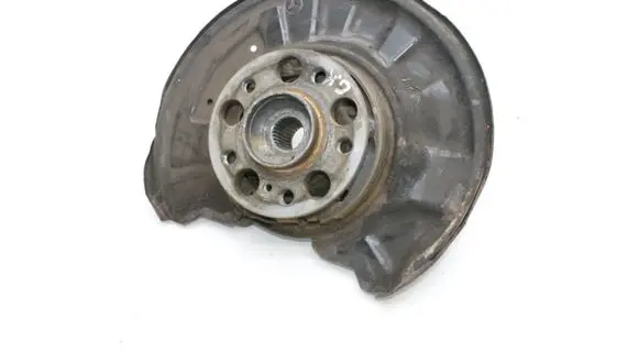 Mercedes-Benz E C207 W207 Rear wheel hub