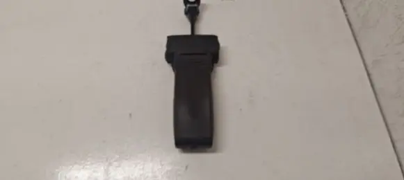 Audi Q3 8U Rear door check strap stopper 8U0837267