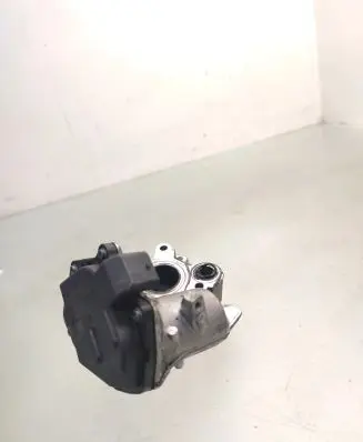 Mercedes-Benz CLS C218 X218 EGR valve A6511400360 A2C53418576