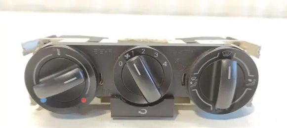 Volkswagen Polo Climate control unit 6Q0819445