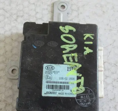 KIA Sorento Door central lock control unit/module 954003E310