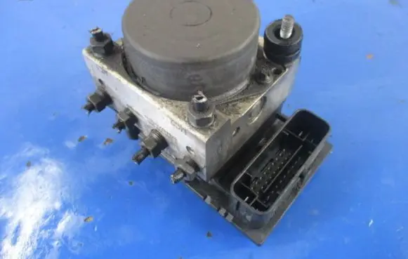Fiat Linea ABS Pump 51801072