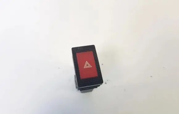 Nissan Sunny Hazard light switch
