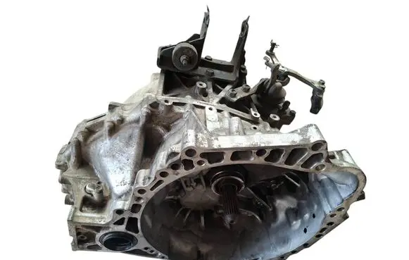 Toyota Avensis T250 Manual 6 speed gearbox A7427911