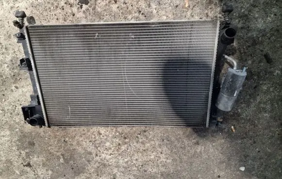 Opel Vectra C Coolant radiator 