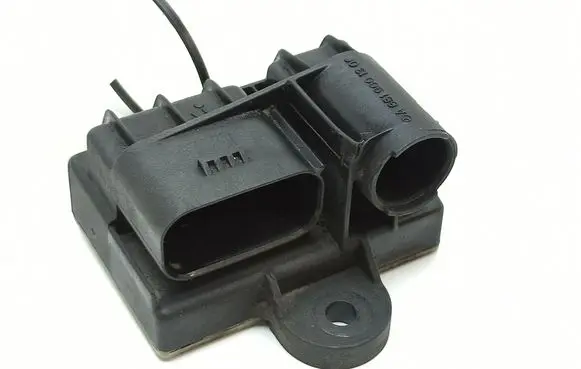Mercedes-Benz Vito Viano W639 Glow plug pre-heat relay A6519001300