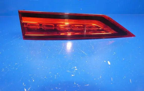Volvo V60 Tailgate rear/tail lights 31468185