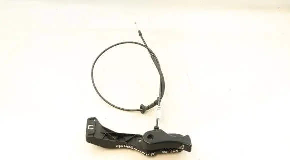 Engine bonnet (hood) release handle