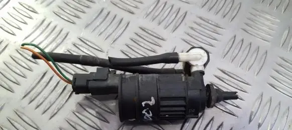 Renault Scenic I Windscreen/windshield washer pump 7700430702