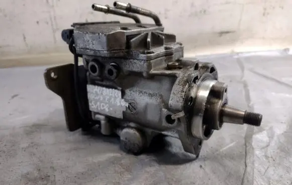 Ford Focus Fuel injection high pressure pump 0986444501