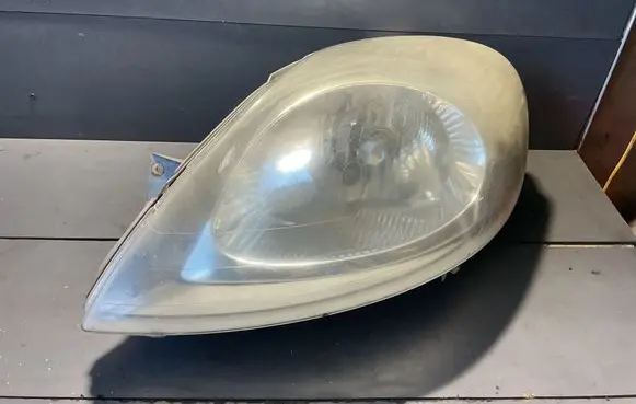 Opel Vivaro Headlight/headlamp 7700311371 91165719 89308690