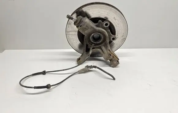 Citroen Berlingo Front wheel hub spindle knuckle