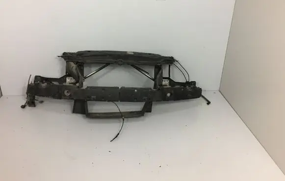 BMW 5 E60 E61 Radiator support slam panel 7789824