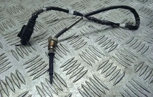 Volkswagen Crafter Exhaust gas temperature sensor 03L906088HB
