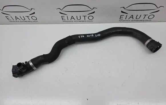 Engine coolant pipe/hose