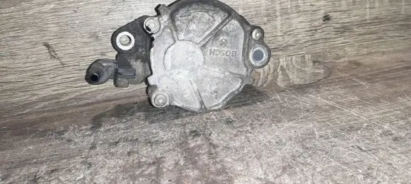 Citroen C4 I Vacuum pump 01561B