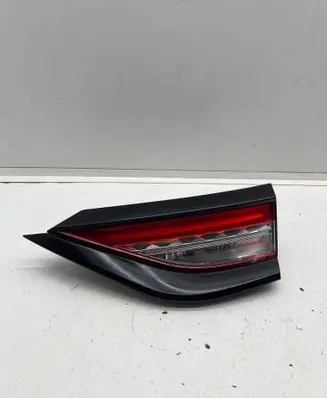 DS Automobiles 3 Crossback Tailgate rear/tail lights 9820889180 81750201504