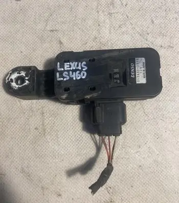 Lexus LS 460 - 600H Air quality sensor 0136500010