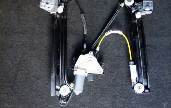 Mercedes-Benz CLS C218 X218 Rear door window regulator with motor A2078200542