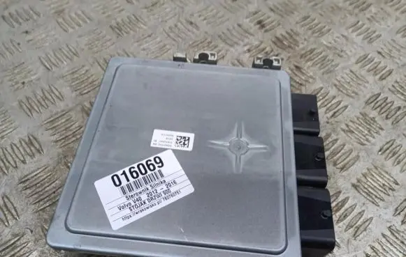 Volvo V40 Engine control unit/module ECU