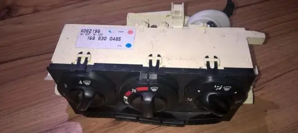 Mercedes-Benz A W168 Climate control unit 1688300485 k082198