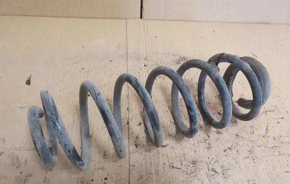Peugeot 308 Rear coil spring