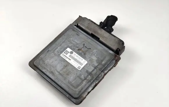 Volkswagen PASSAT B7 Engine control unit/module 03L906023FS 03L907425C
