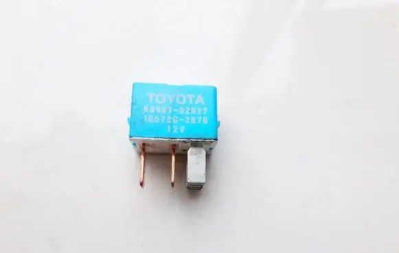 Toyota RAV 4 (XA30) Other relay 9098702027 90987-02027