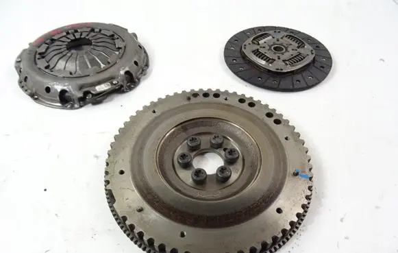 Nissan Micra K14 Clutch set kit 302106552R