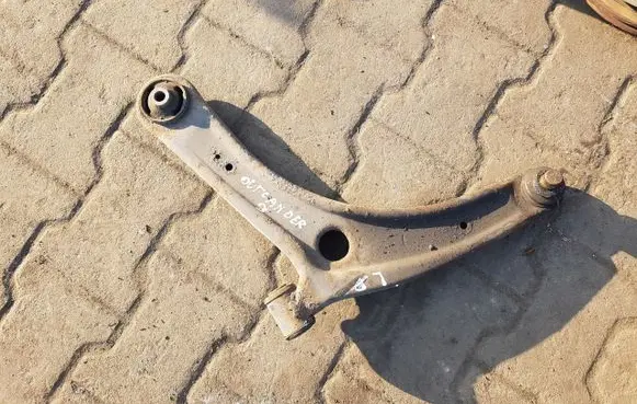 Mitsubishi Outlander Front lower control arm/wishbone