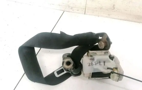 Opel Vectra C Rear seatbelt