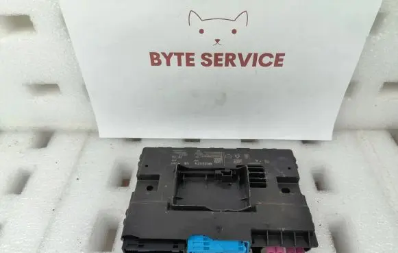 Porsche Cayenne (9Y0 9Y3) Gateway control module 4N4907468AB