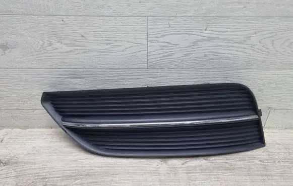 Front bumper lower grill
