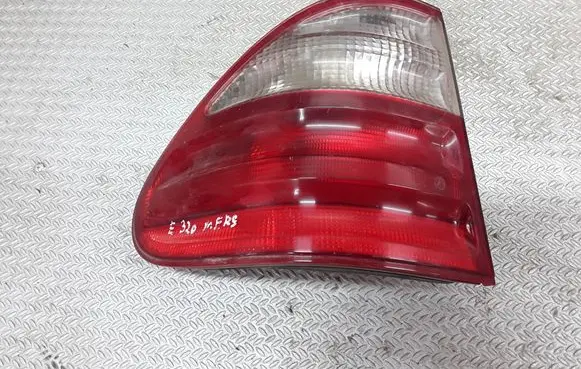 Mercedes-Benz E W210 Rear/tail lights A2108205364