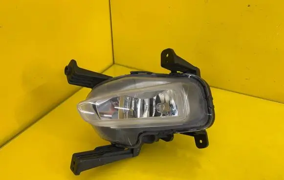 KIA Ceed Headlight/headlamp 92201J7000